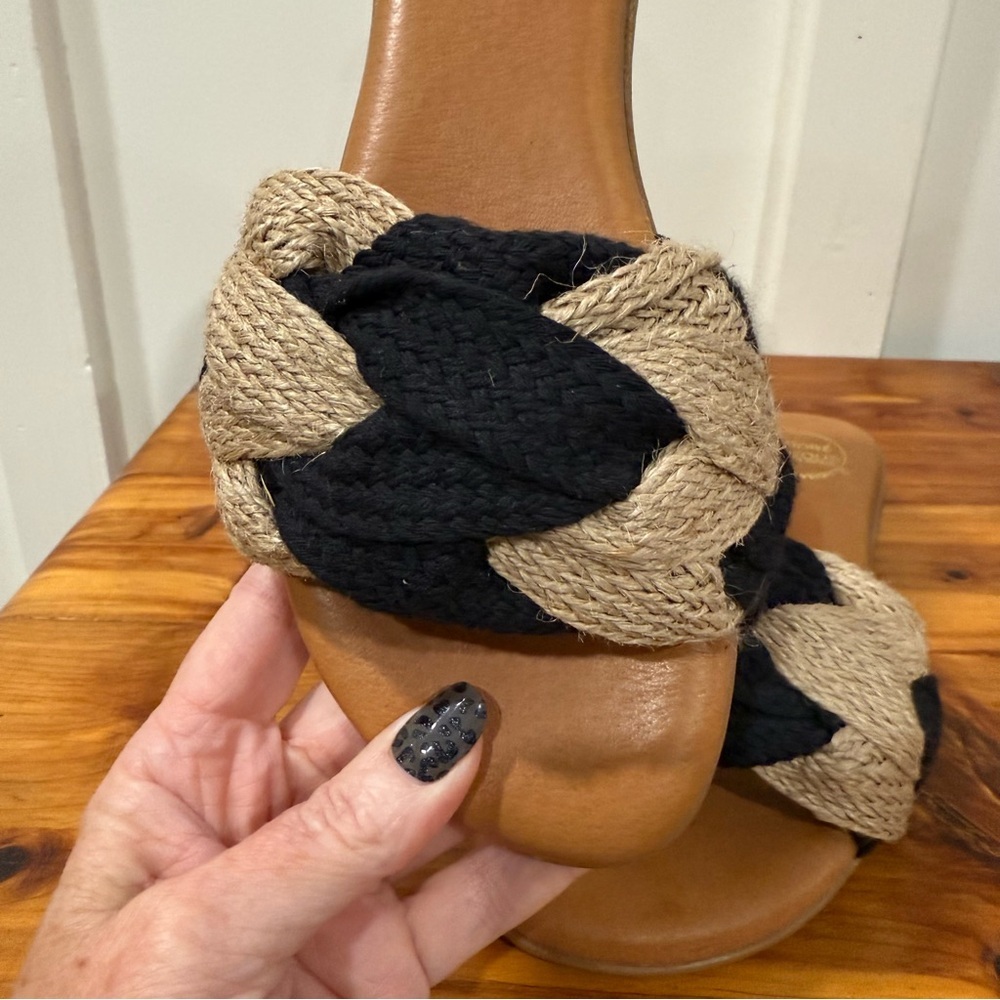 André Assous Nahala Knotted Raffia Featherweights™ Sandals - Picture 4 of 7